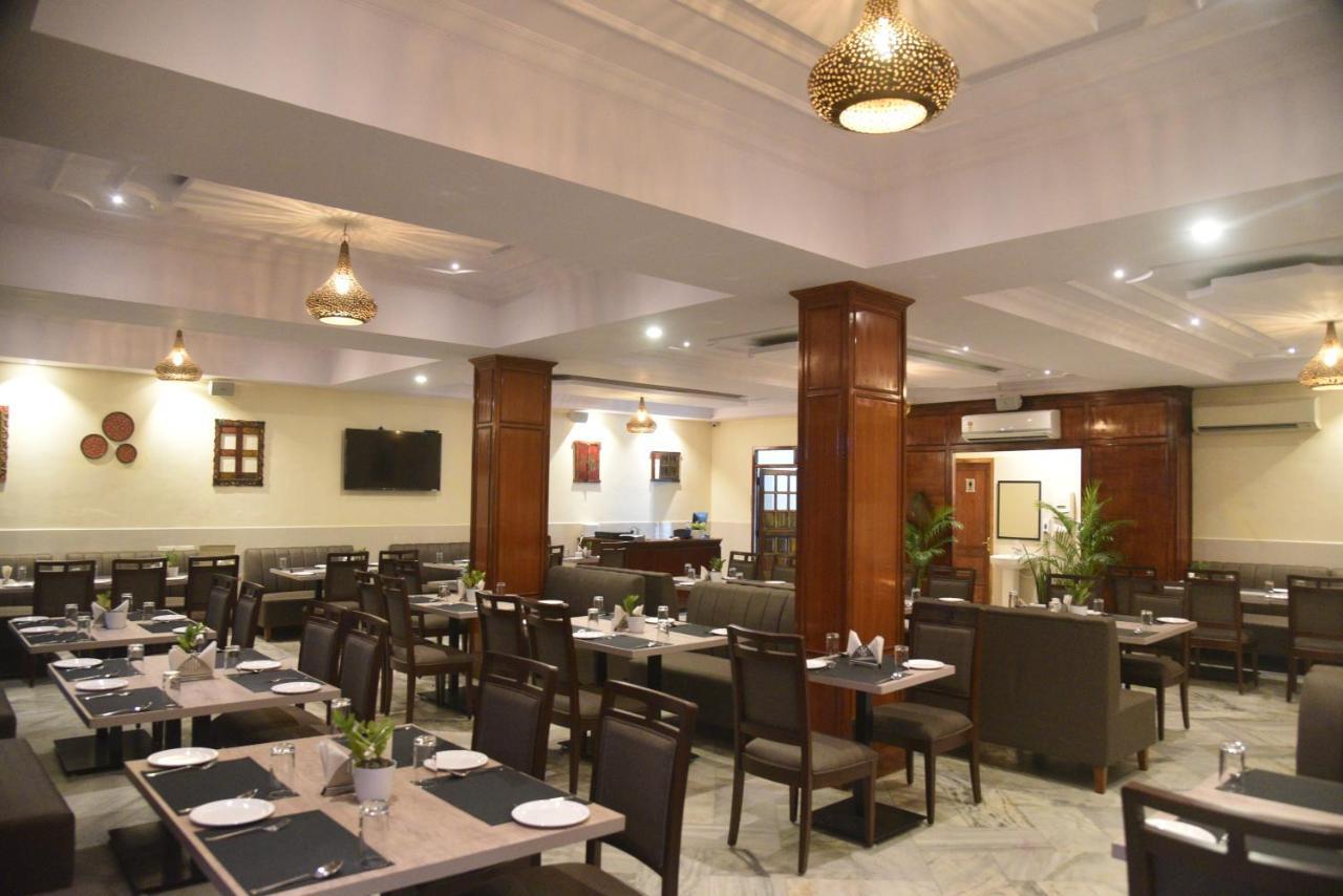 Hotel Vijaya Residency Anakapalle Exterior photo